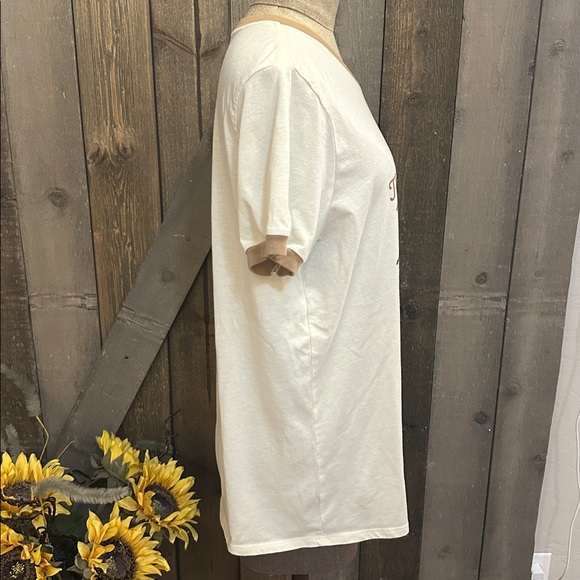 Disney x Her Universe Cream & Tan Mickey Mouse Wild Outdoors Graphic Tee Shirt - Picture 4 of 7